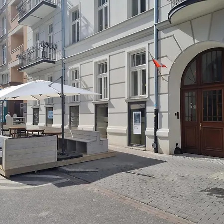 Nowogrodzka 6a 17 Varsovie